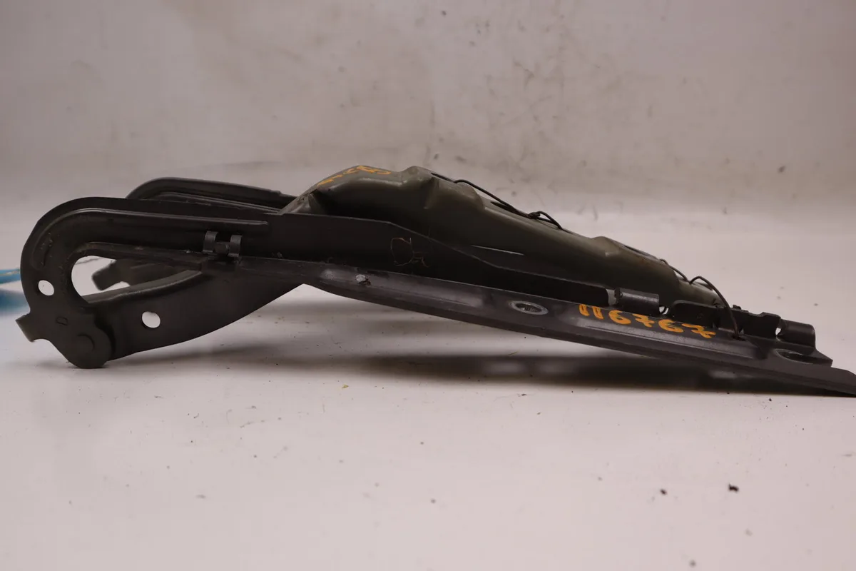 Jeu compas capot Peugeot 407 (6D_) 2.0 hdi (6drhrh) (2009-2010) occasion