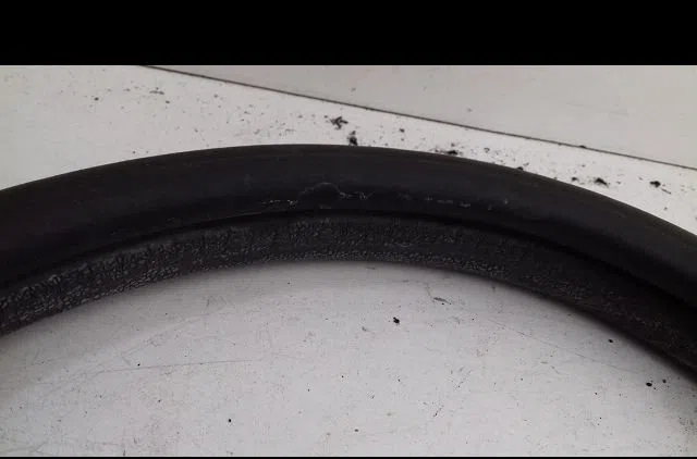 Joint porte avd Peugeot 307 Break (3E) 2.0 (2002-2005) occasion