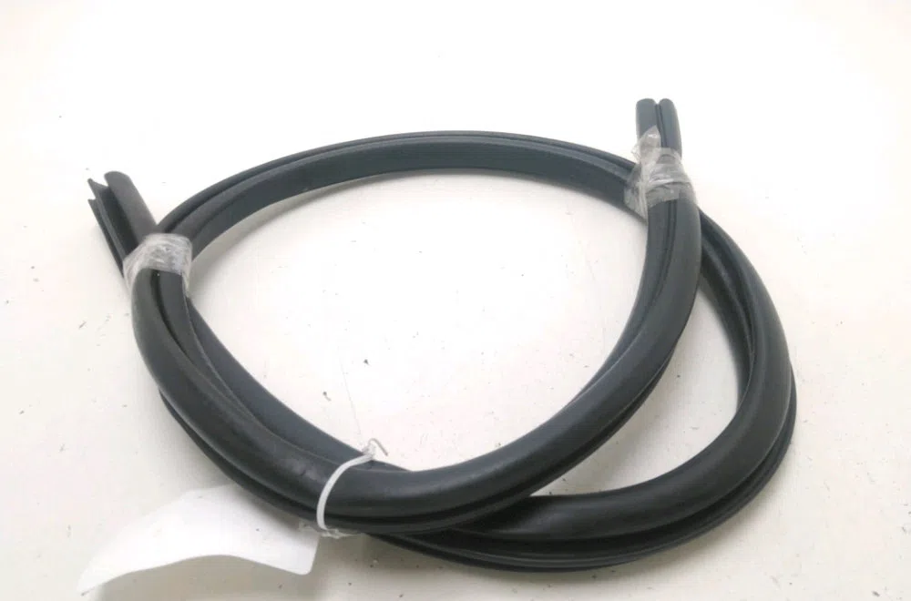 Joint porte avd Peugeot 308 CC (4B_) 2.0 hdi (2009-2012) occasion