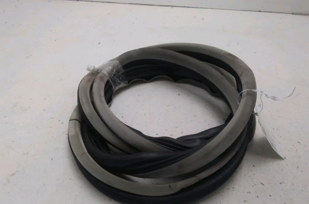 Joint porte avd Renault ESPACE IV (JK0-1_) 2.2 dci (jk0h) (2002-2006) occasion