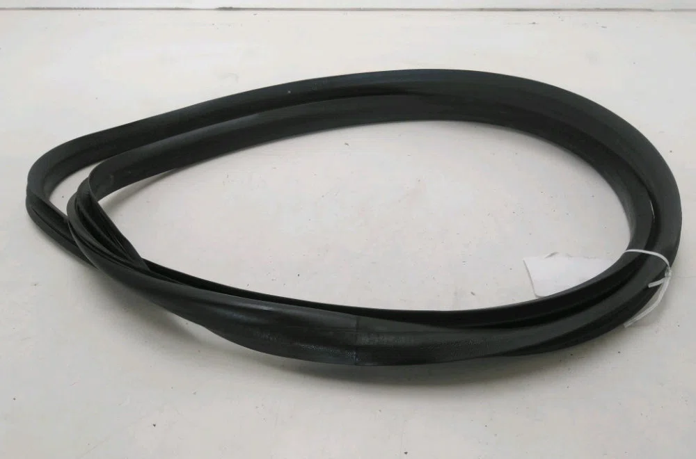 Joint porte avd Renault MEGANE III 3-5 portes (BZ0-1_, B3_) 1.6 dci (bz00, bz12, bz13) (2011-2015) 5 portes occasion