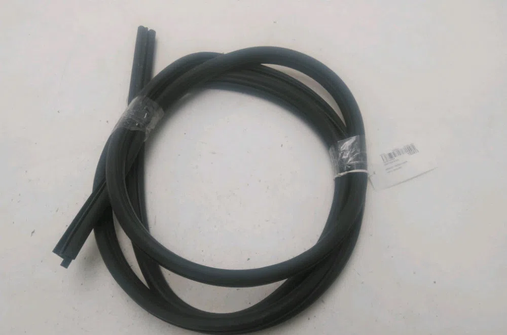 Joint porte avd Renault TWINGO I (C06_) 1.2 16v (c06c, c06d, c06k) (2001-2007) 3 portes occasion