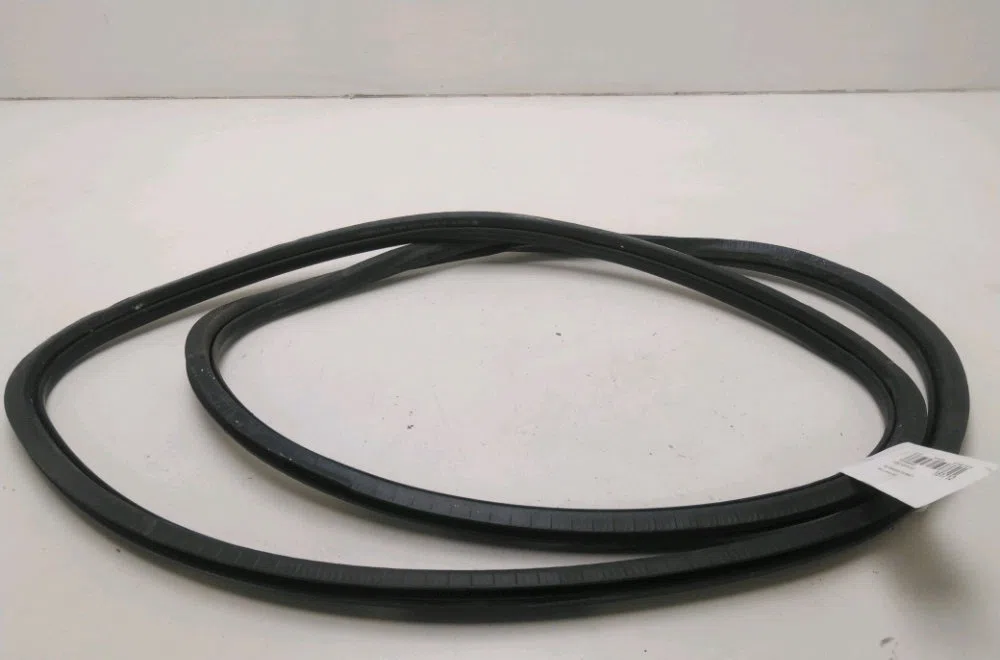 Joint porte avg Volkswagen TOURAN (1T1, 1T2) 2.0 tdi 16v (2003-2010) 5 portes occasion