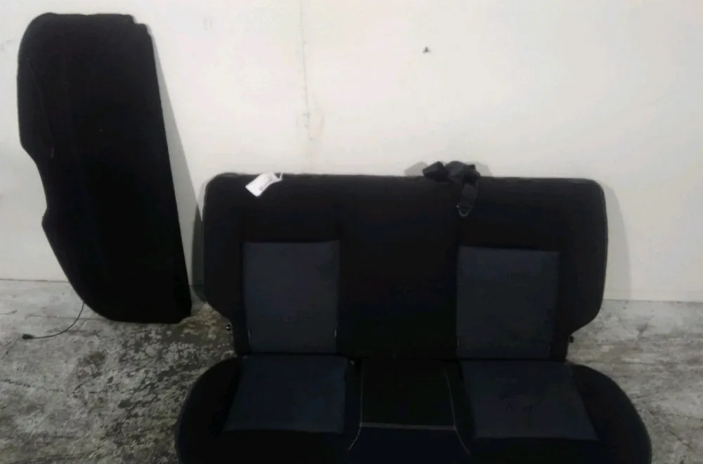 Kit banquette arrière complète Peugeot 208 I (CA_, CC_) 1.2 puretech 82 (2018) occasion