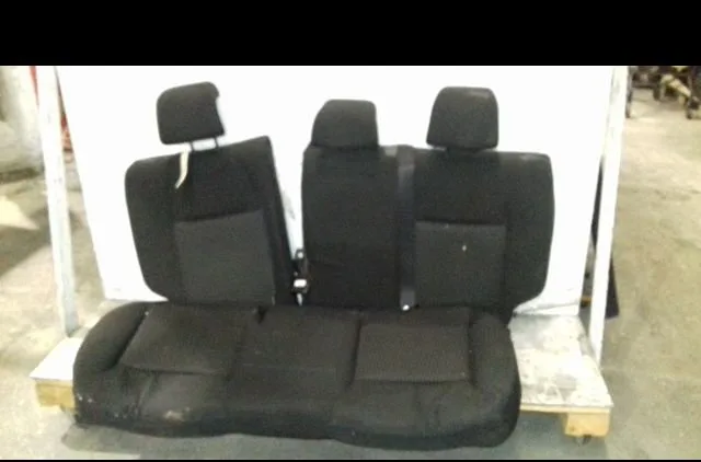 Kit banquette arrière complète Peugeot 208 I (CA_, CC_) 1.2 vti 82 (2012) occasion