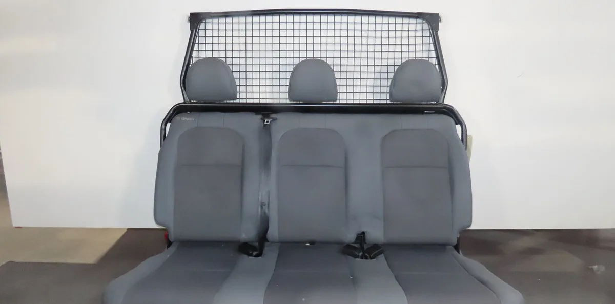 Kit banquette arrière complète Peugeot PARTNER Camionnette-Monospace 1.6 bluehdi 100 (2015) occasion
