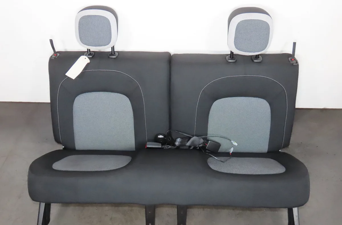 Kit banquette arrière complète Renault TWINGO III (BCM_, BCA_) 1.0 sce 65 (bcmj) (2019) occasion