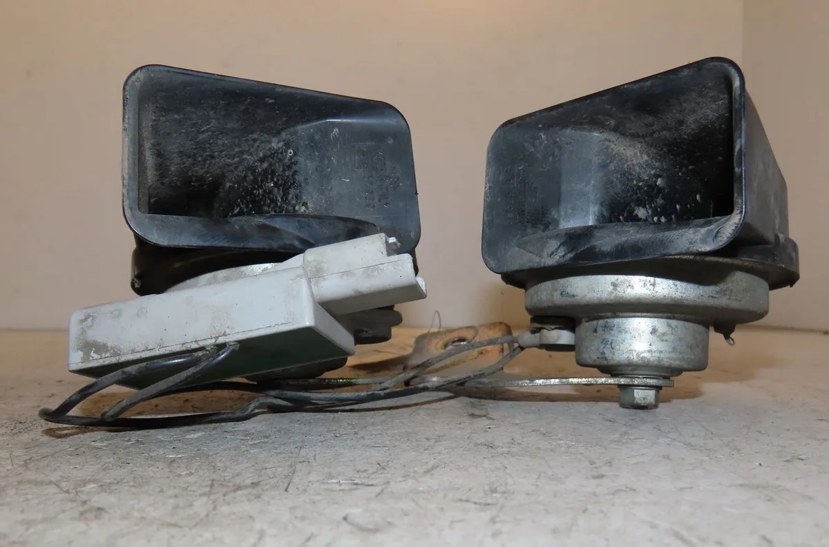 Klaxon - avertisseur Renault ESPACE IV (JK0-1_) 2.0 (jk0a, jk1d, jk0n) (2005) occasion