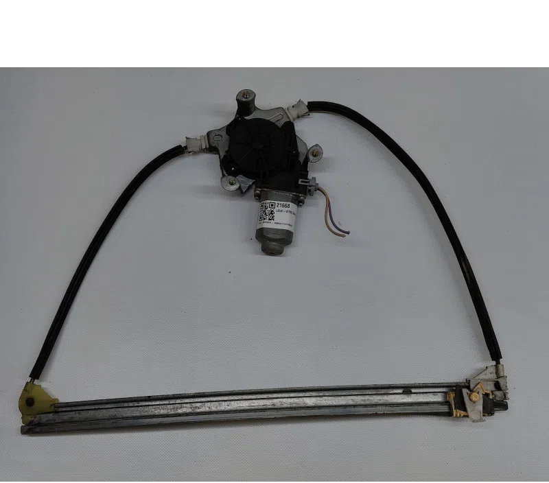 LEVE-VITRE AVANT DROIT RENAULT CLIO II 7700842244