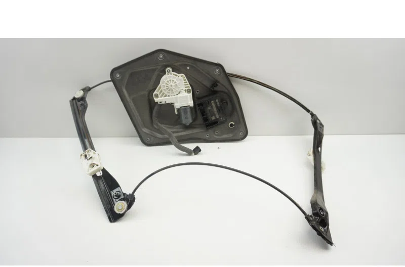 Leve vitre electrique avant droit pour SKODA SUPERB 2 PHASE 1 BREAK