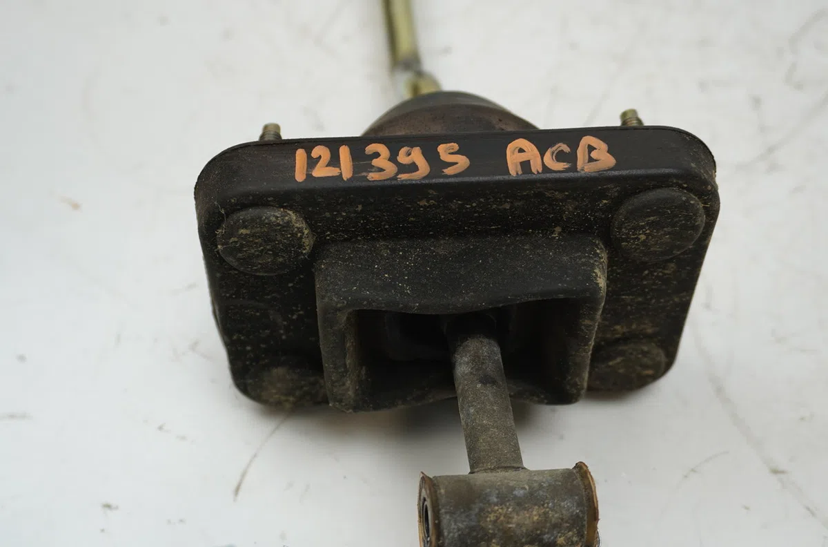 Levier de vitesses Peugeot 206 3-5 portes (2A-C) 1.9 d (1998-2001) 5 portes occasion