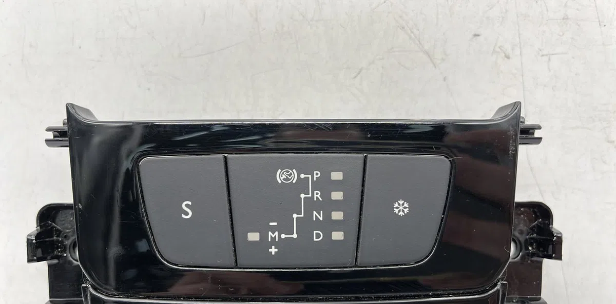Levier de vitesses PEUGEOT 308 2 SW PHASE 2 BREAK occasion