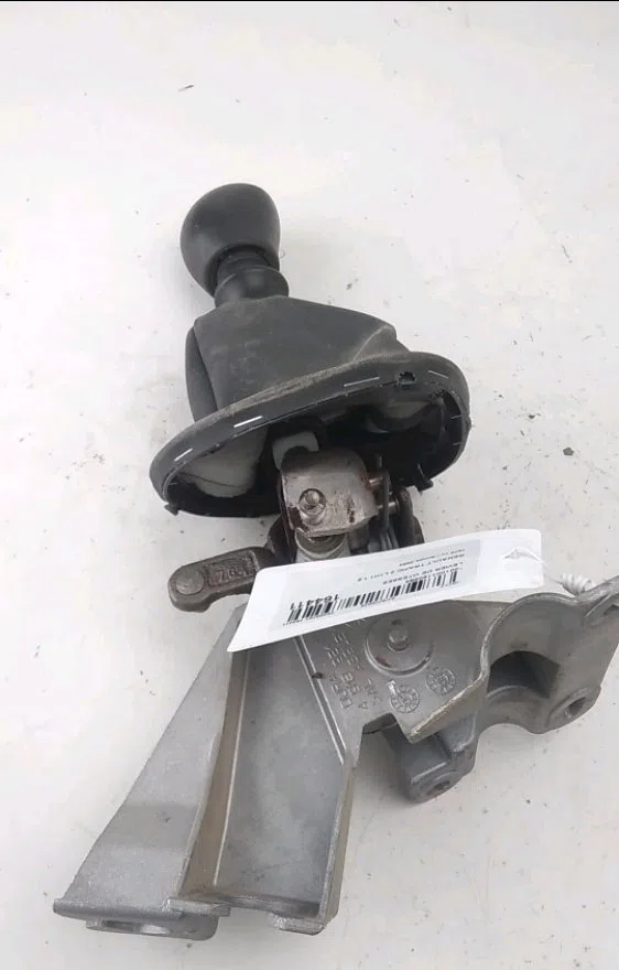 Levier de vitesses Renault TRAFIC II Camionnette (FL) 1.9 dci 80 (fl0b) (2001-2006) occasion