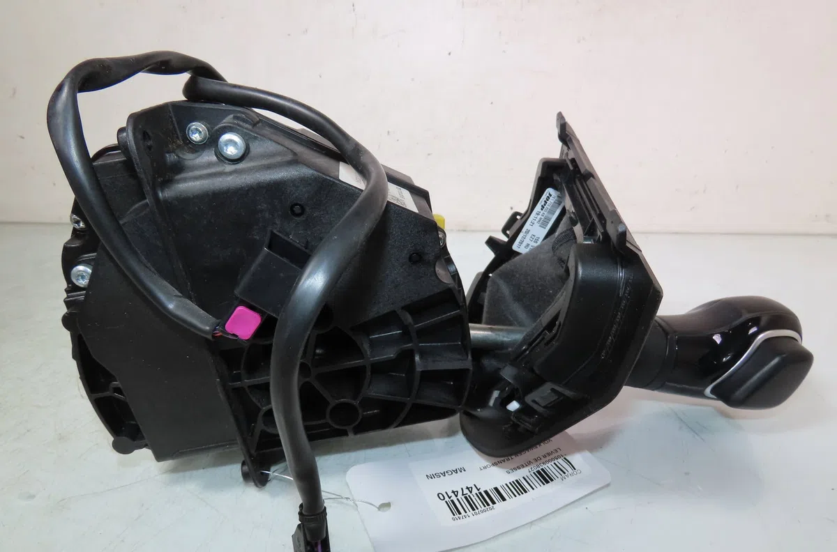 Levier de vitesses Volkswagen TRANSPORTER VI Camionnette (SGA, SGH, SHA, SHH) 2.0 tdi (2015-2019) occasion