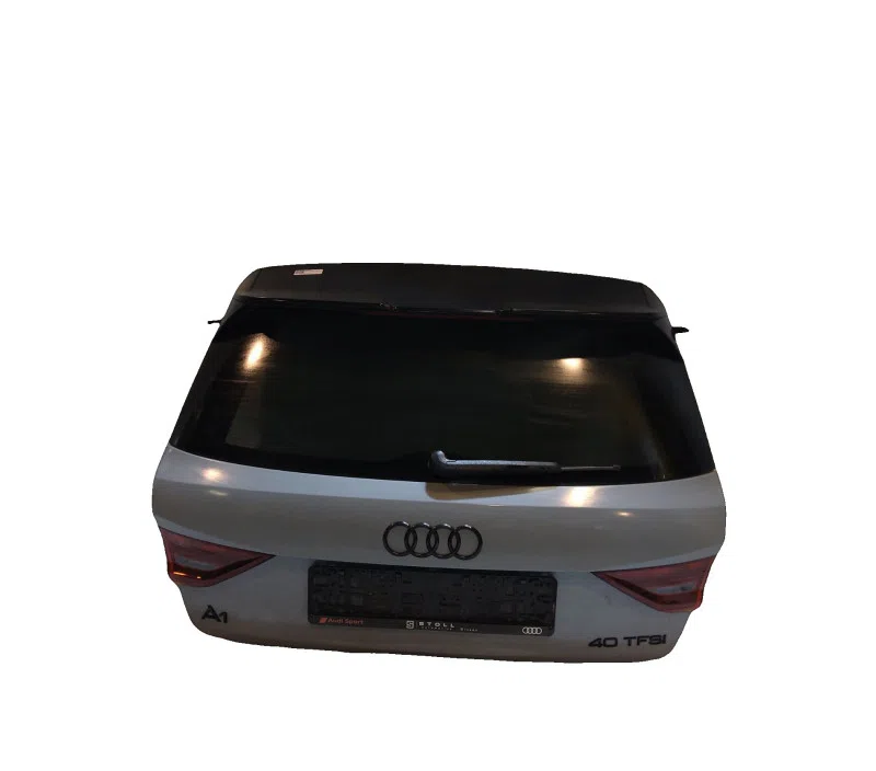 MALLE / HAYON / COFFRE AUDI A1 SPORTB 82A827025B