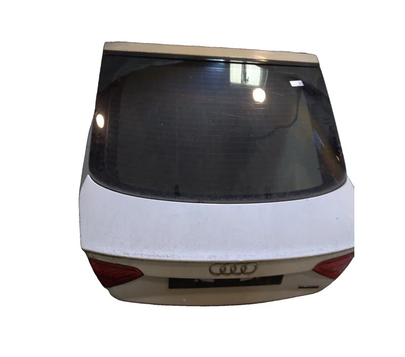 MALLE / HAYON / COFFRE AUDI A5 I SPORTBACK 8T8827025