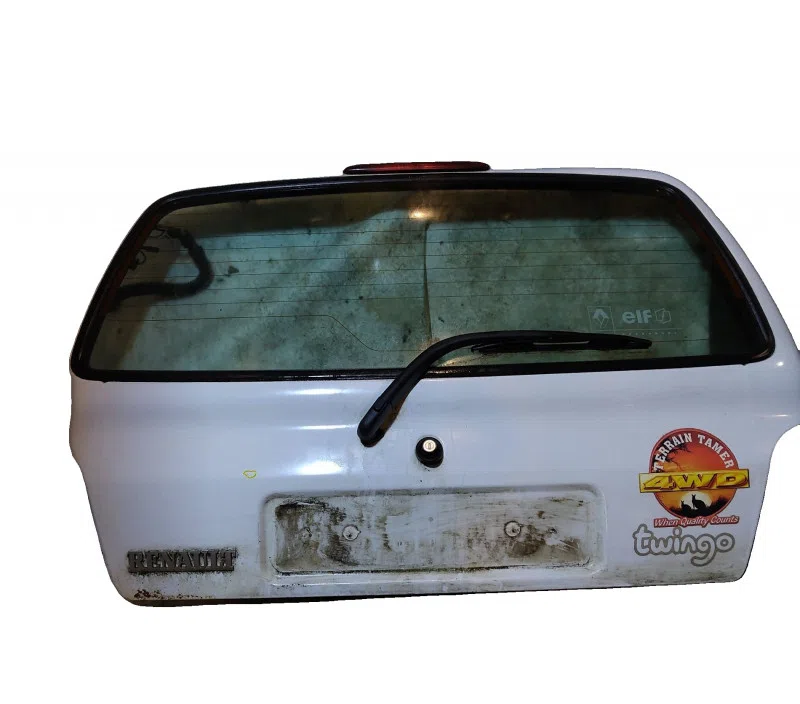 MALLE / HAYON / COFFRE RENAULT TWINGO I 7751474591