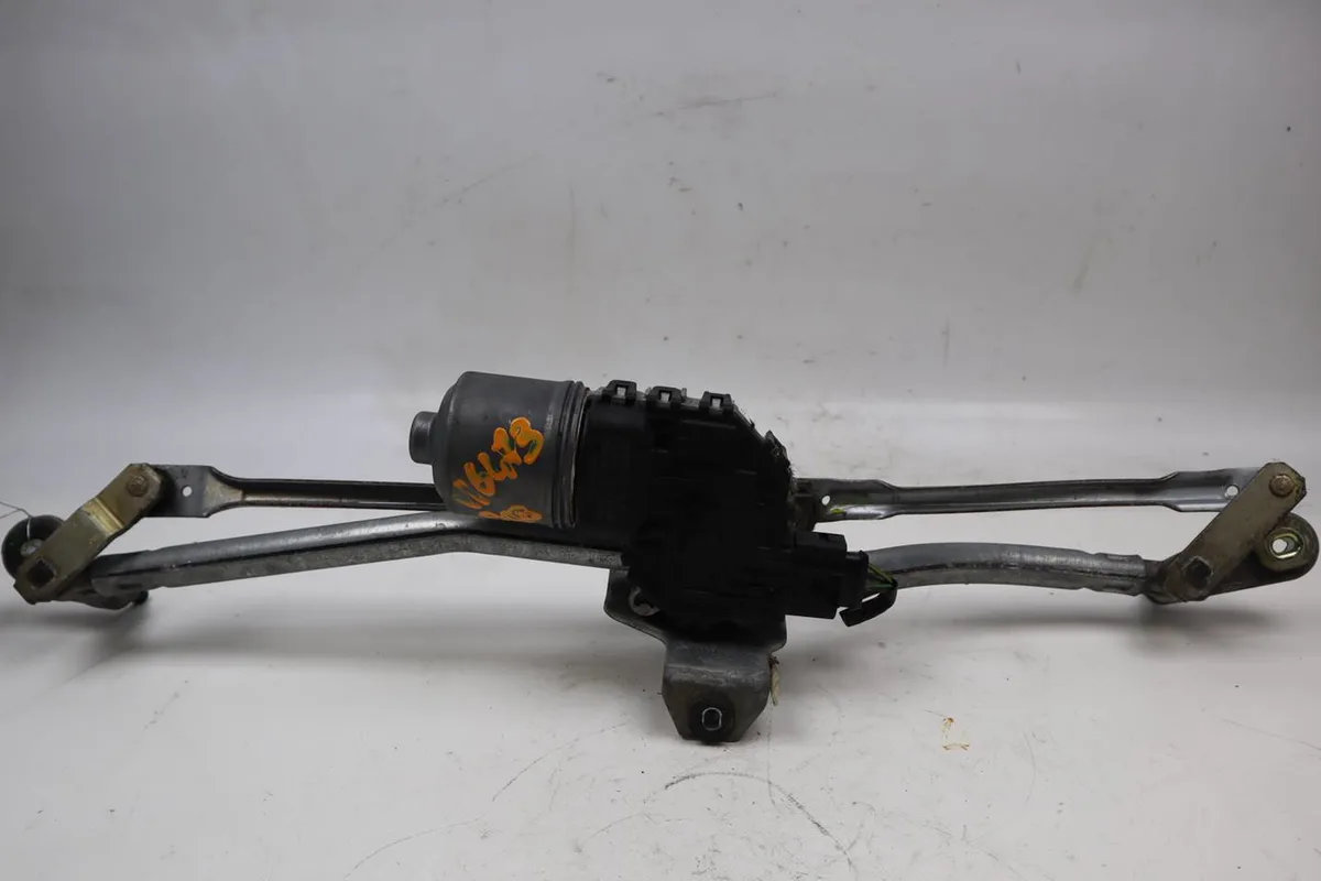 Mecanisme essuie-glace avant Audi A4 B7 Avant (8ED) 1.8 t (2004-2008) occasion