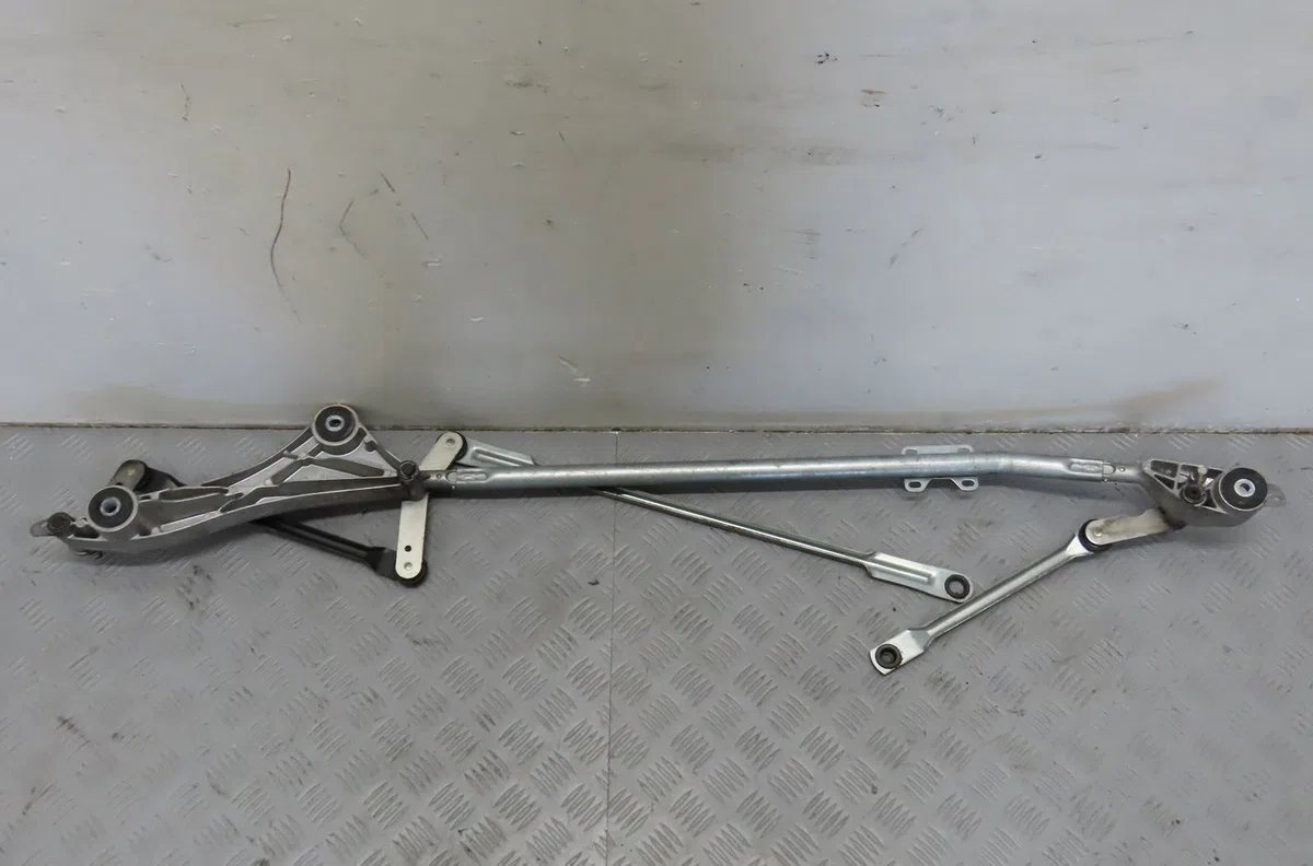 Mecanisme essuie-glace avant Mercedes-benz CLASSE A (W169) A 200 cdi (169.008, 169.308) (2004-2012) 5 portes occasion