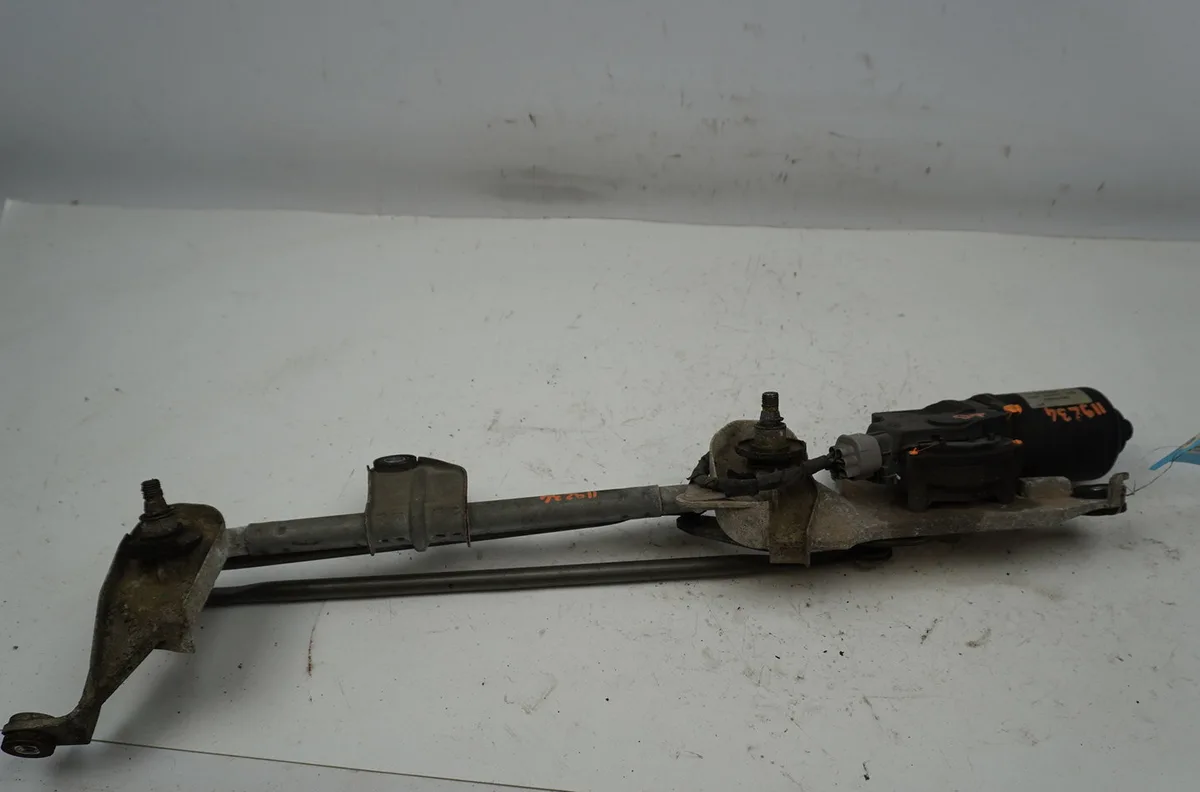 Mecanisme essuie-glace avant Mitsubishi COLT VI (Z3_A, Z2_A) 1.3 (z21a) (2004-2012) occasion