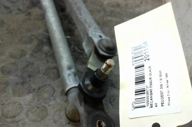 Mecanisme essuie-glace avant Peugeot 306 Break (7E, N3, N5) 1.6 (1997-2000) 5 portes occasion