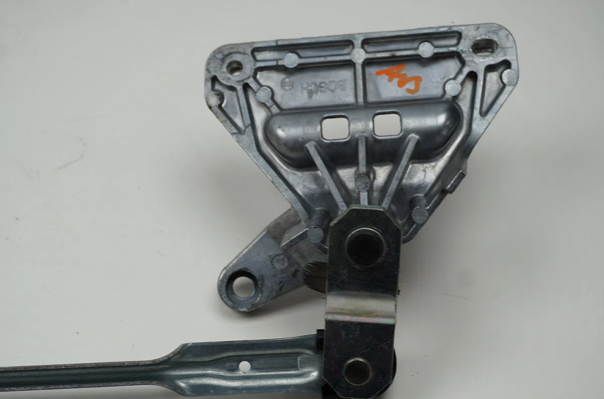 Mecanisme essuie-glace avant Peugeot 308 SW III (FC_, FJ_, FR_, F4_) Puretech 136 (frhpyc) (2023) occasion