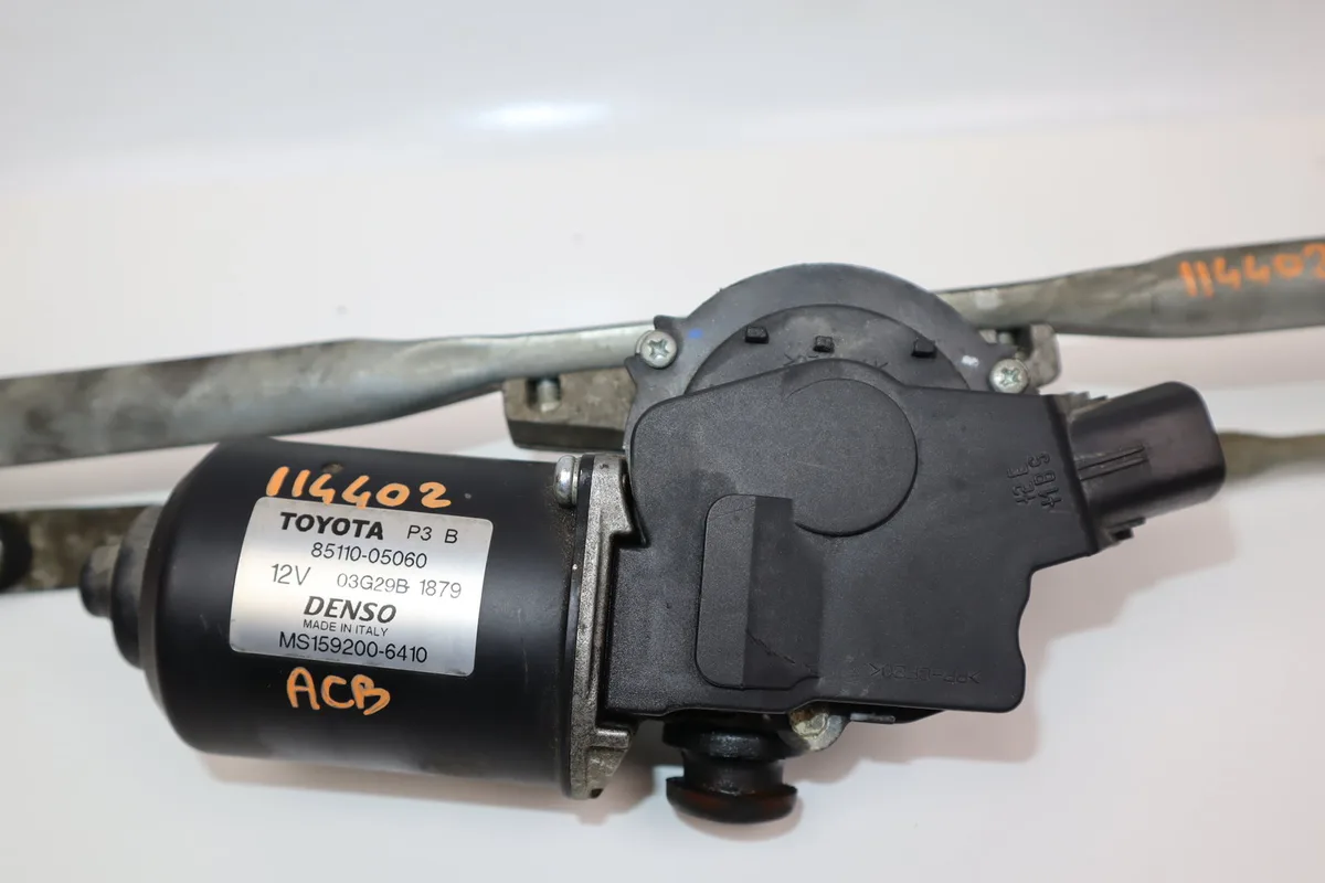 Mecanisme essuie-glace avant Toyota AVENSIS Break (_T25_) 2.0 d-4d (cdt250_) (2003-2008) occasion