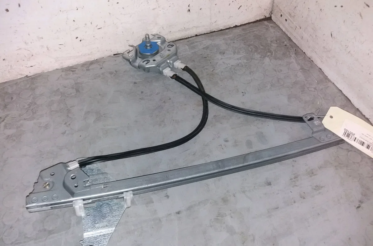 Mécanisme lève glace aile ard Peugeot 307 Break (3E) 1.6 hdi 110 (2004-2008) 5 portes occasion