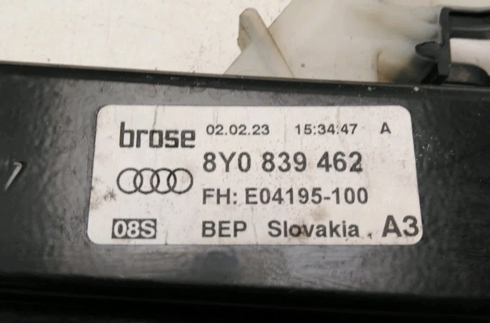 Mecanisme leve-glace arrière droit Audi A3 Sportback (8YA) 35 tfsi mild hybrid (2020) occasion