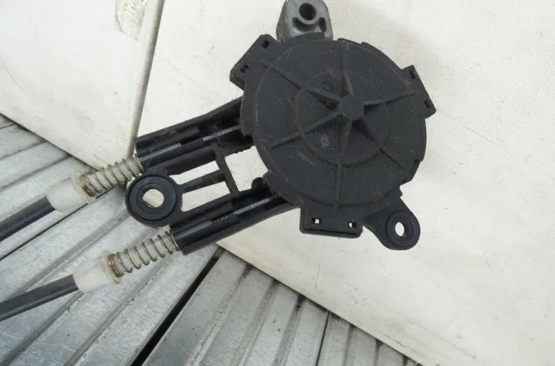 Mecanisme leve-glace arrière droit CITROEN SAXO PHASE 1 occasion