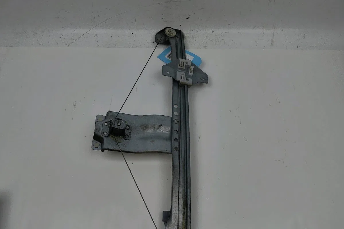 Mecanisme leve-glace arrière droit Dacia LODGY (JS_) 1.2 tce (jsay, jsm0) (2012) occasion