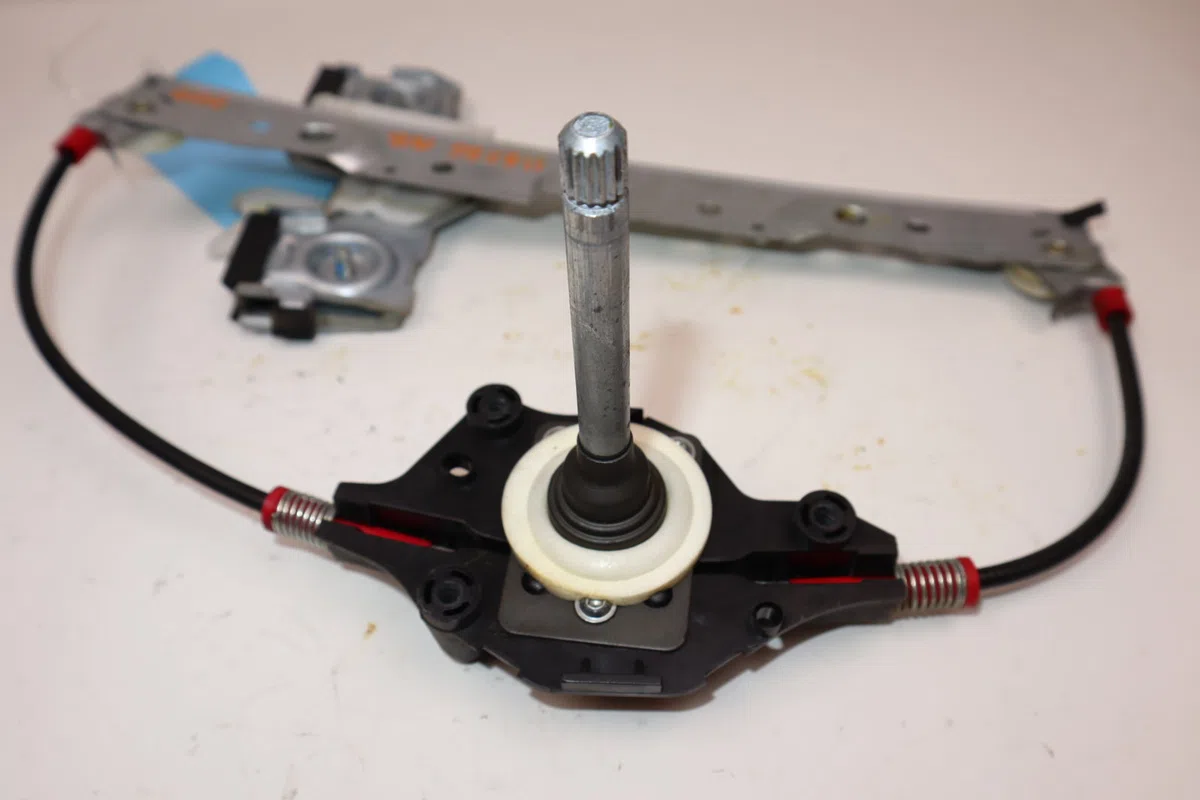 Mecanisme leve-glace arrière droit Ford FIESTA VI (CB1, CCN) 1.25 (2008-2017) 5 portes occasion