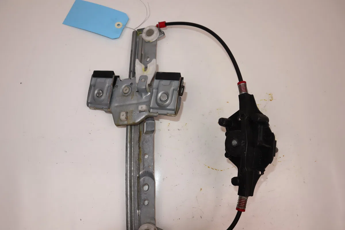 Mecanisme leve-glace arrière droit Ford FIESTA VI (CB1, CCN) 1.4 tdci (2010-2012) 3 portes occasion