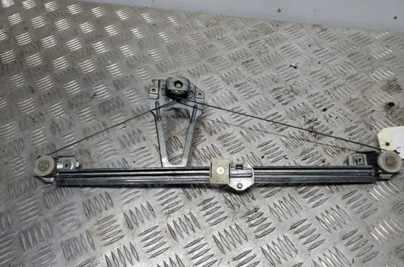 Mecanisme leve-glace arrière droit MERCEDES 250 T124 PHASE 1 BREAK occasion