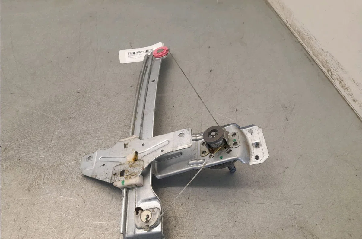Mecanisme leve-glace arrière droit Peugeot 207-207 (WA_, WC_) 1.4 hdi (2006-2015) 5 portes occasion