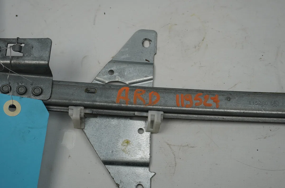 Mecanisme leve-glace arrière droit Peugeot 307 (3A-C) 1.6 hdi (2005-2009) 5 portes occasion