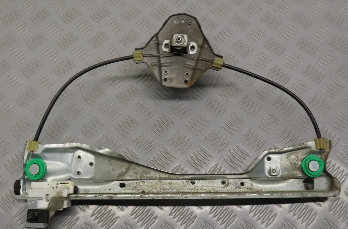 Mecanisme leve-glace arrière droit Peugeot 308 I (4A_, 4C_) 1.6 hdi (2007-2014) 5 portes occasion