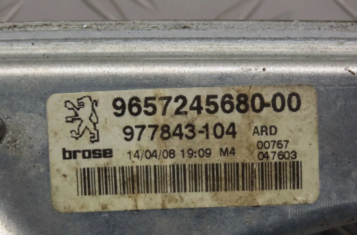 Mecanisme leve-glace arrière droit Peugeot 308 I (4A_, 4C_) 1.6 hdi (2007-2014) 5 portes occasion