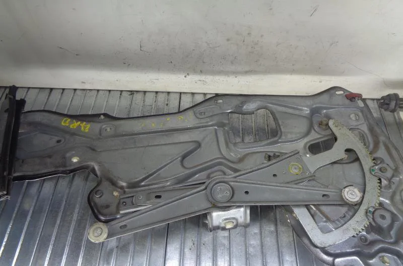 Mecanisme leve-glace arrière droit RENAULT LAGUNA 1 PHASE 1 occasion