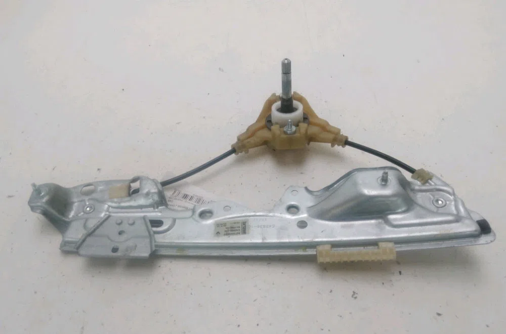 Mecanisme leve-glace arrière droit Renault MEGANE IV 3-5 portes (B9A-M-N_) 1.5 dci 110 (b9a3) (2015) occasion