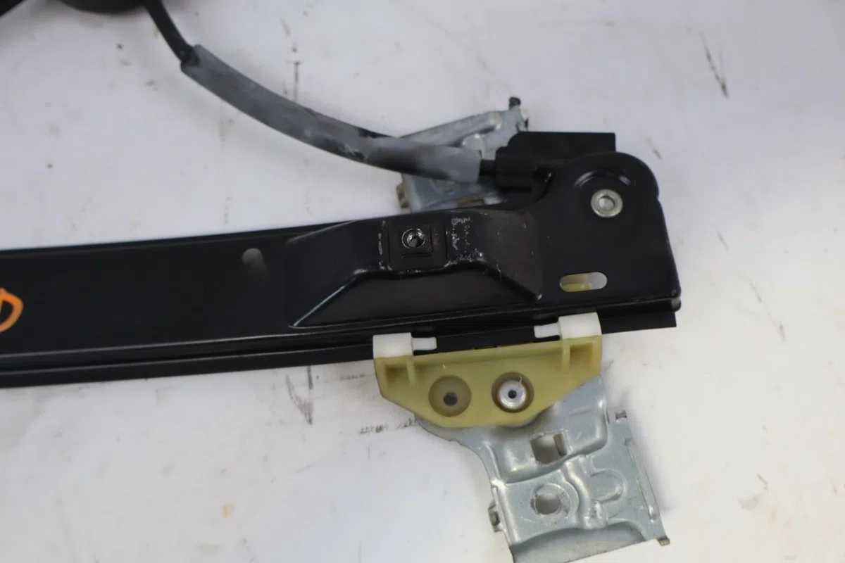 Mecanisme leve-glace arrière droit Seat IBIZA IV (6J5, 6P1) 1.9 tdi (2008-2010) occasion