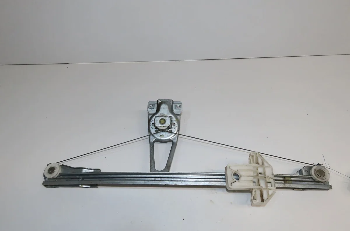 Mecanisme leve-glace arrière droit Volkswagen POLO (6N2) 1.4 (1999-2001) 5 portes occasion
