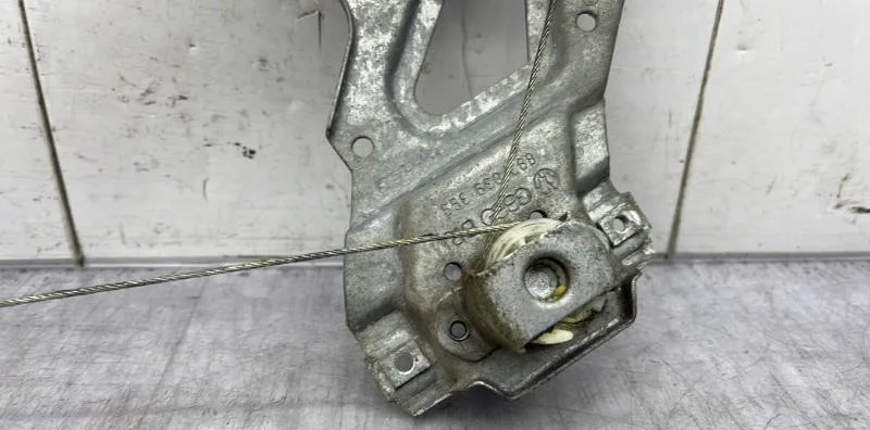 Mecanisme leve-glace arrière gauche AUDI 80 3 PHASE 2 occasion