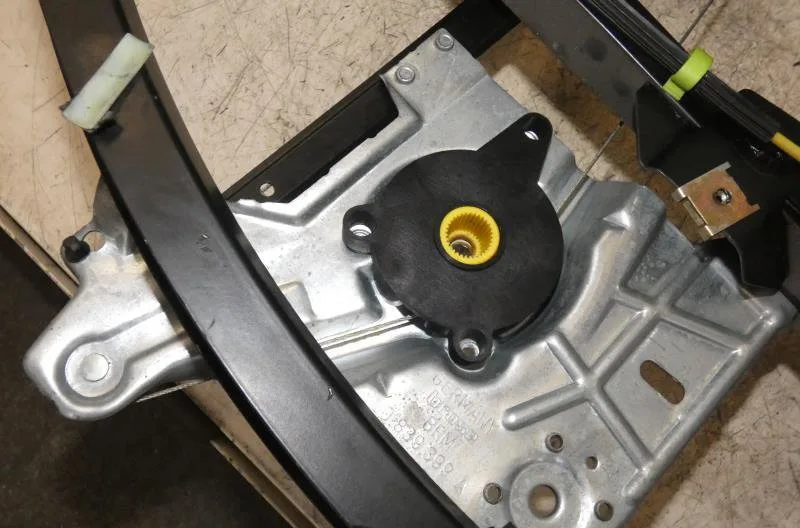 Mecanisme leve-glace arrière gauche AUDI A4 1 PHASE 1 occasion