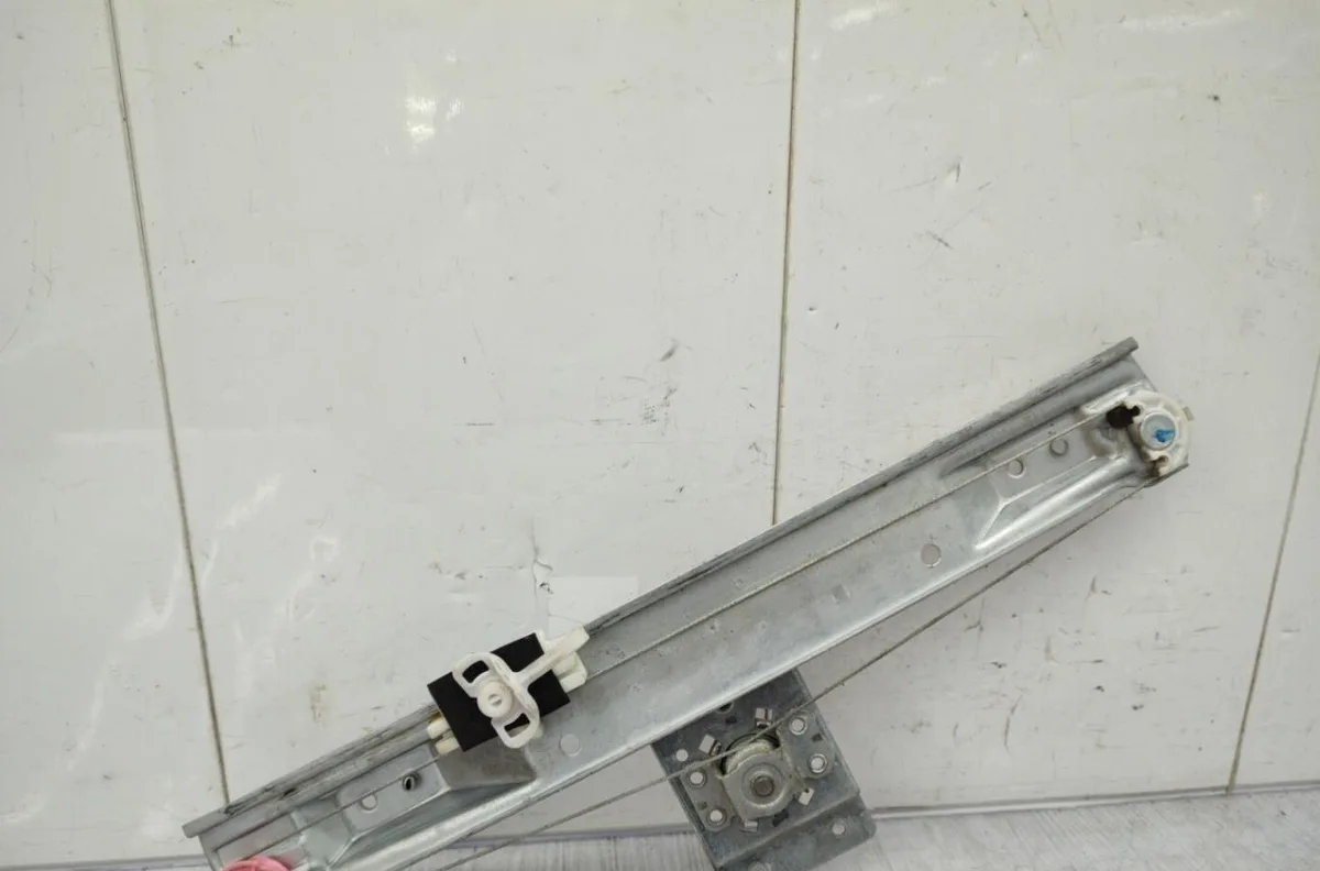 Mecanisme leve-glace arrière gauche OPEL CORSA D PHASE 2 occasion