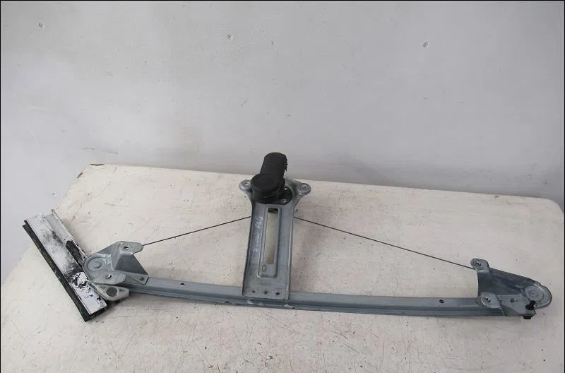 Mecanisme leve-glace arrière gauche Opel ZAFIRA - ZAFIRA FAMILY B (A05) 1.7 cdti (m75) (2008-2015) occasion