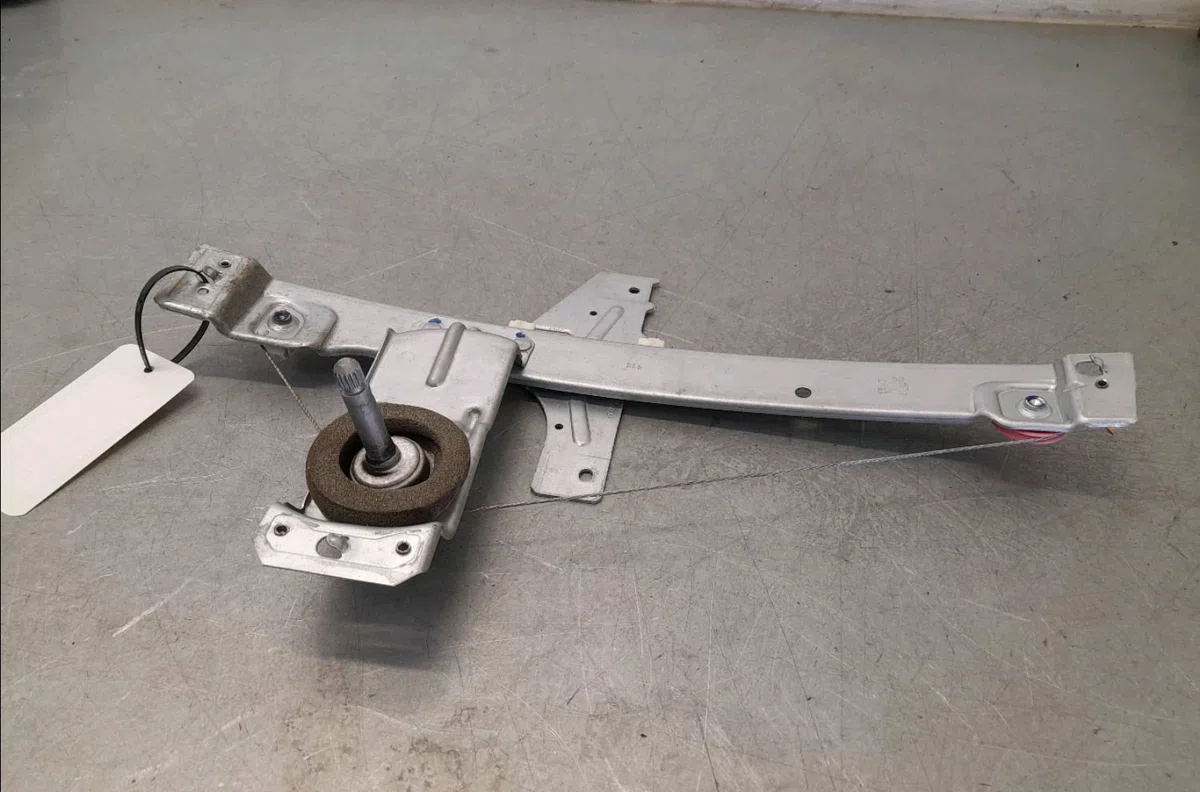 Mecanisme leve-glace arrière gauche Peugeot 207-207 (WA_, WC_) 1.4 hdi (2006-2015) 5 portes occasion