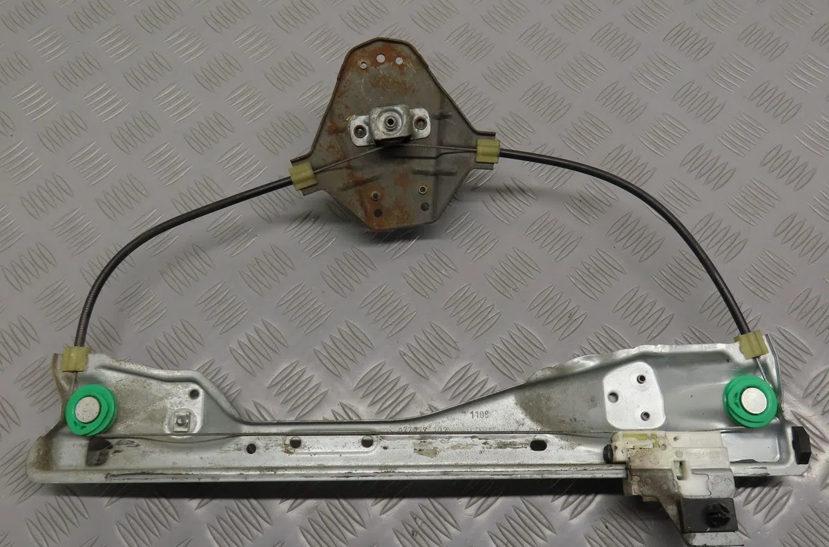 Mecanisme leve-glace arrière gauche Peugeot 308 I (4A_, 4C_) 1.6 hdi (2007-2014) 5 portes occasion