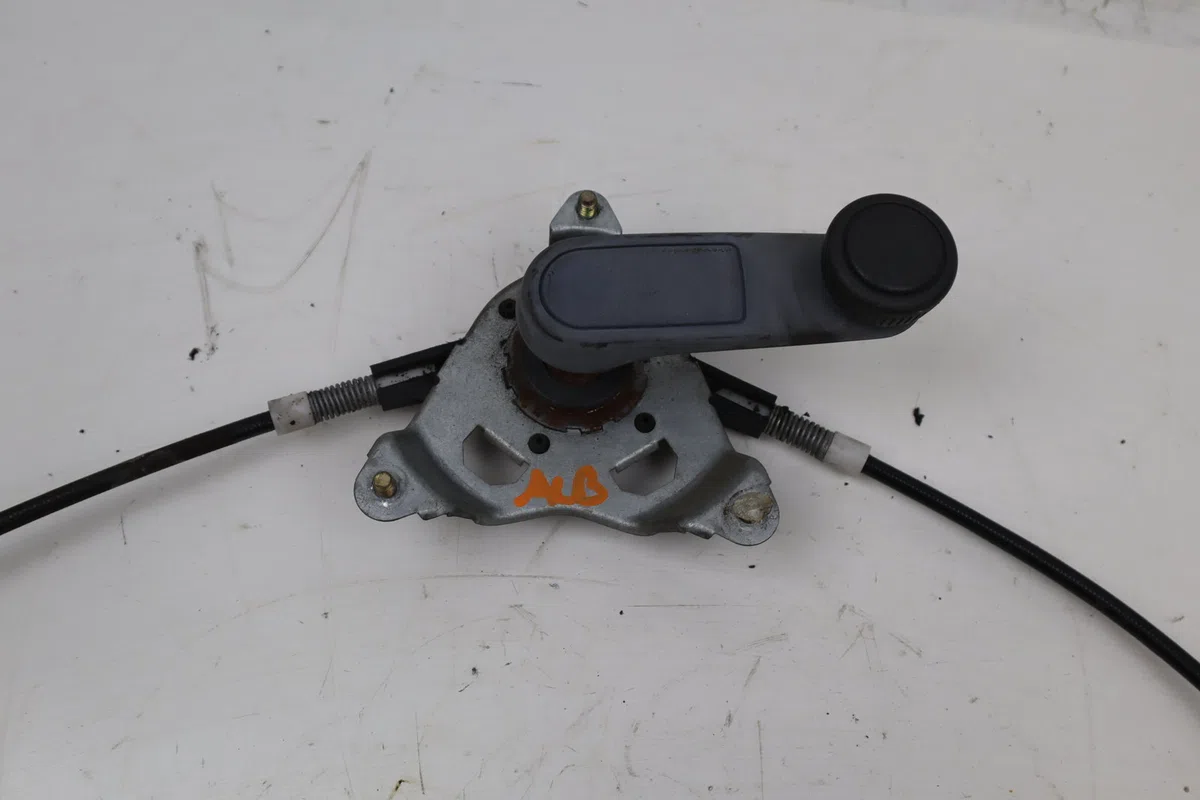 Mecanisme leve-glace arrière gauche Peugeot 405 I (15B) 1.6 (1987-1992) occasion