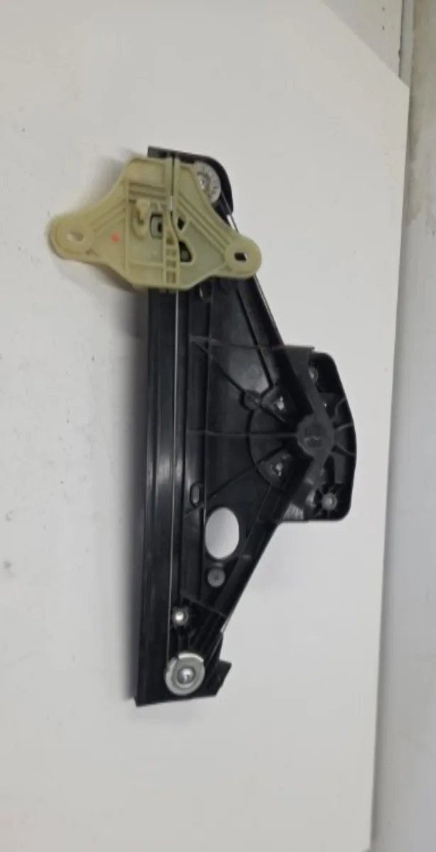 Mecanisme leve-glace arrière gauche RENAULT CLIO 5 PHASE 1 occasion